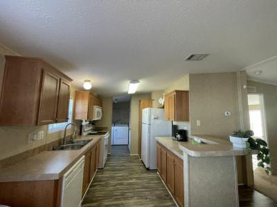 Photo 3 of 20 of home located at 36034 Cherry Avenue Grand Island, FL 32735