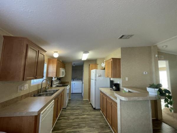 2011 KING Nobility Monet Mobile Home