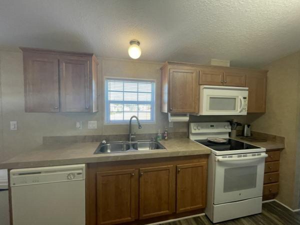 2011 KING Nobility Monet Mobile Home