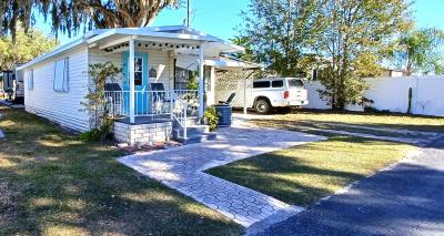 Photo 2 of 13 of home located at 37647 Chancey Road 178 Zephyrhills, FL 33541