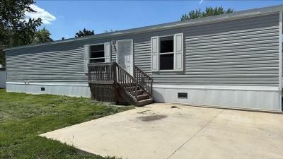 Mobile Home at 215 Vermillion Est Pontiac, IL 61764