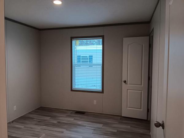 2023 96PLH16763RH23S  Home