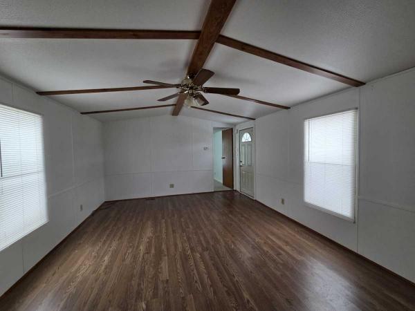 1990 Carrollton Manufactured Home