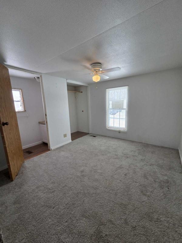 1990 Carrollton Manufactured Home