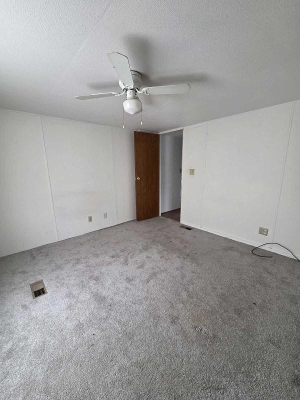 1990 Carrollton Manufactured Home