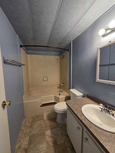 Photo 4 of 6 of home located at 2308 Evergreen St Wixom, MI 48393