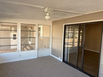 Photo 4 of 12 of home located at 1226 48th Ave Dr Bradenton, FL 34203