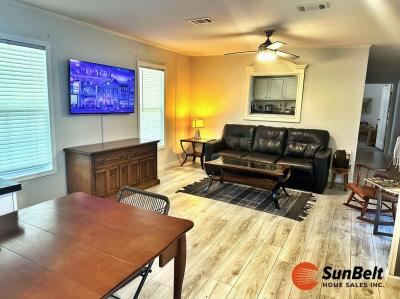 Photo 4 of 23 of home located at 6632 Hopi Trail Leesburg, FL 34748