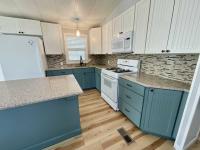 1984 Fleetwood Sandpointe Manufactured Home