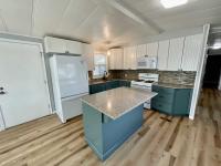 1984 Fleetwood Sandpointe Manufactured Home