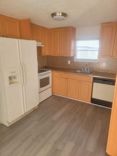 Photo 3 of 8 of home located at 1410 Front Street Brandon, FL 33511