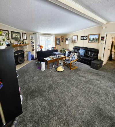 Photo 3 of 23 of home located at 5736 S. Mayberry Kalamazoo, MI 49009