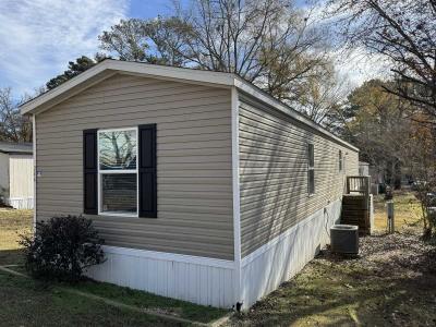 Photo 2 of 11 of home located at 244 Wallingford Drive Hampton, GA 30228