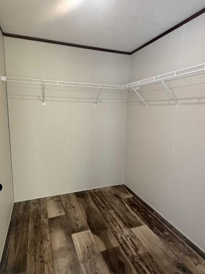 Photo 5 of 12 of home located at 411 S. Grover Ave., #93 Alma, MI 48801