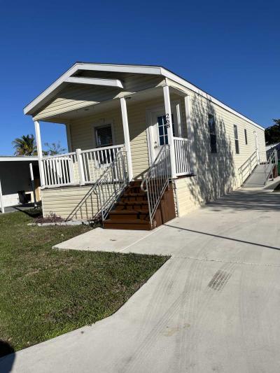 Photo 4 of 21 of home located at 10550 W State Road 84 Davie, FL 33324