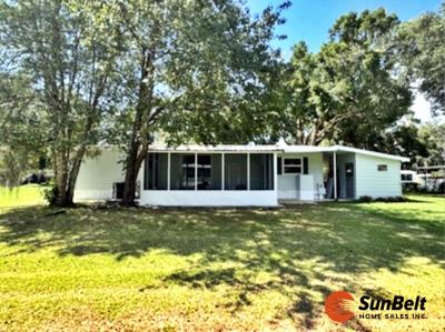 Photo 4 of 56 of home located at 3021 SW 88th Street Ocala, FL 34470