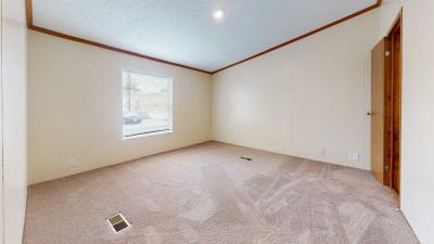 Photo 5 of 14 of home located at 315 Parkview Dr. #97 Bowling Green, OH 43402