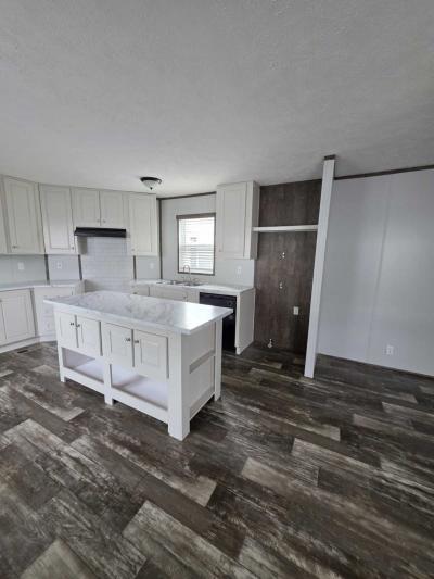 Photo 4 of 12 of home located at 601 James St Rossville, GA 30741