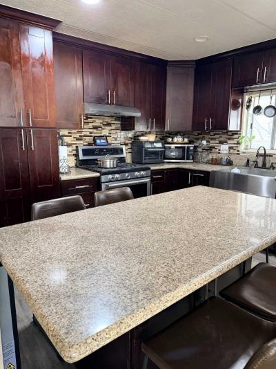 Photo 4 of 42 of home located at 600 W Gladstone Azusa, CA 91702