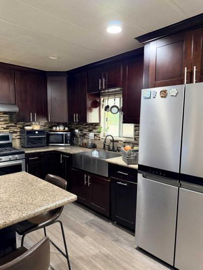 Photo 3 of 42 of home located at 600 W Gladstone Azusa, CA 91702