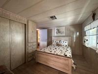 1980 Skyline Hillcrest Manufactured Home