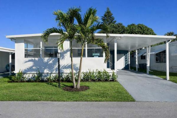 1982 TWIN Mobile Home For Sale