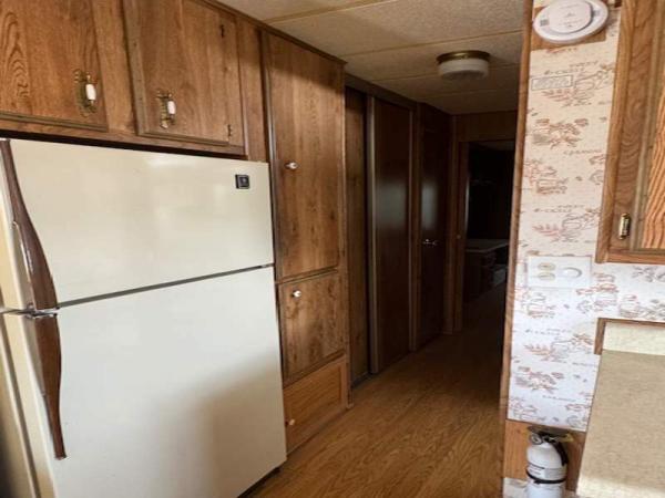 1986 TAHO Manufactured Home