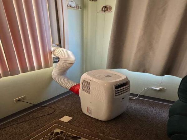 1986 TAHO Manufactured Home