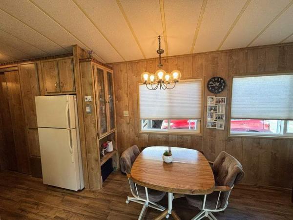 1986 Skyline Manufactured Home