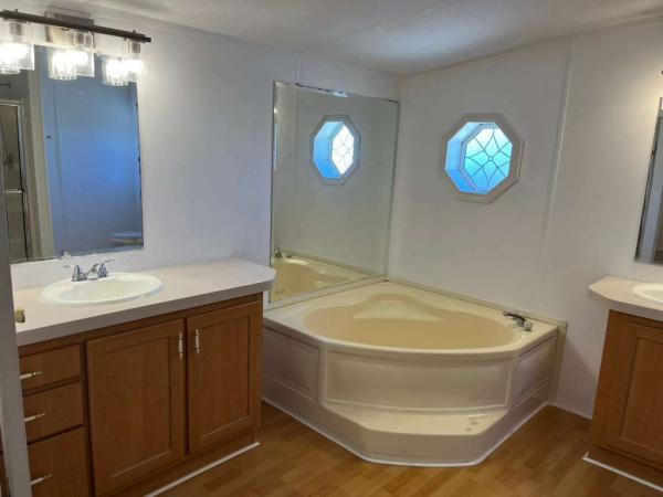 2002 Skyline HS Mobile Home