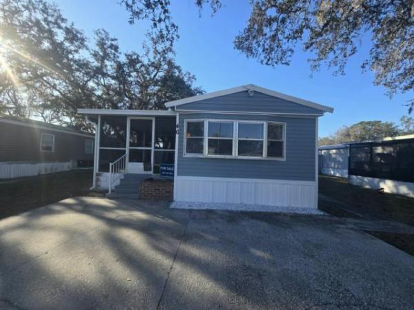 Photo 1 of 2 of home located at 11211 East Bay Rd. Unit 46 Gibsonton, FL 33534
