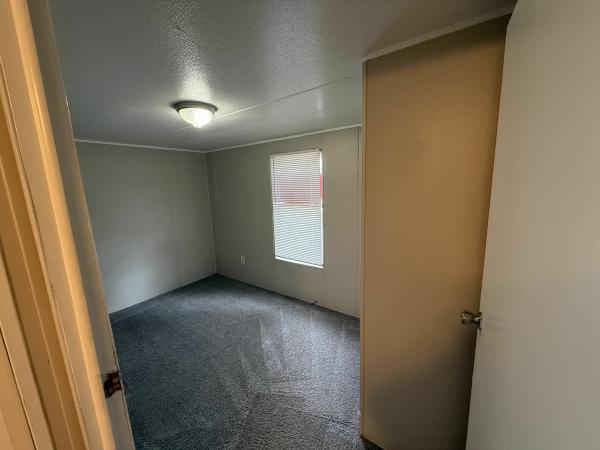 2005 Legacy Housing Ltd Heritage Mobile Home