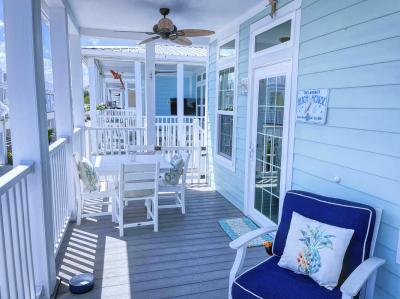 Photo 5 of 30 of home located at 368 NE Wharf Way Jensen Beach, FL 34957