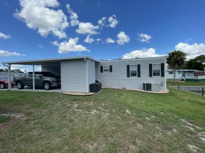 Photo 5 of 20 of home located at 155 South Lake Drive Leesburg, FL 34788