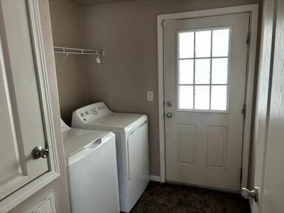 Photo 5 of 20 of home located at 11411 N 91st Avenue Lot 134 Peoria, AZ 85345