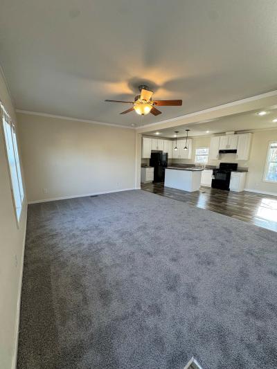 Photo 3 of 9 of home located at 900 Broken Feather Trl 309 Pflugerville, TX 78660
