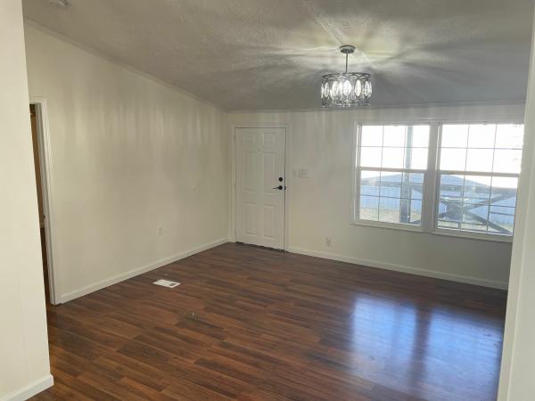 2003 REG Mobile Home