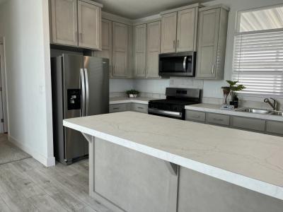 Mobile Home at 350 South Willow Ave #115 Rialto, CA 92376