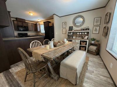 Photo 5 of 26 of home located at 11747 Cascade Circle #92 Romeo, MI 48065