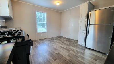 Photo 4 of 11 of home located at 36 E. Arizona Belleville, MI 48111