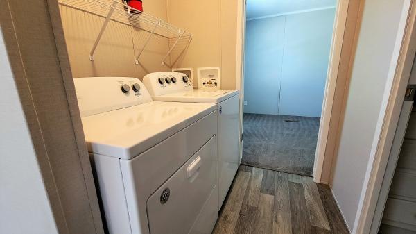 2021 Redman Advantage II  Home