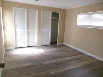 Photo 5 of 11 of home located at 7100 Ulmerton Rd Lot 0623 Largo, FL 33771