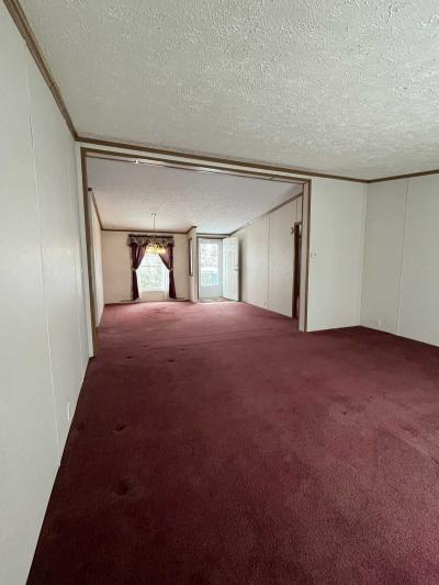 Photo 4 of 12 of home located at 13585 Albany Court Hartland, MI 48353