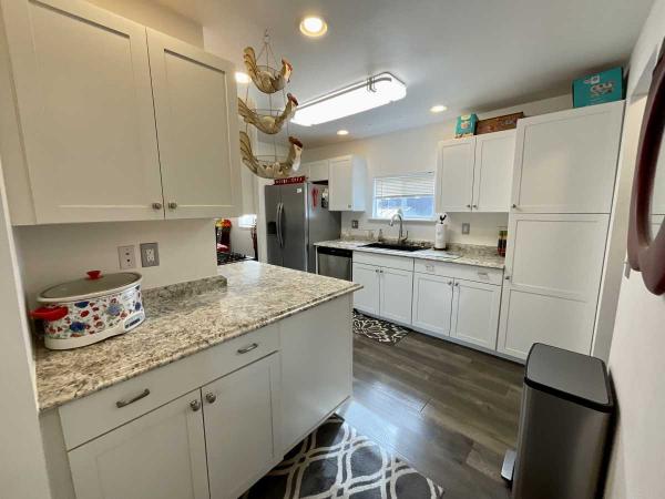 1979 Bud Manufactured Home