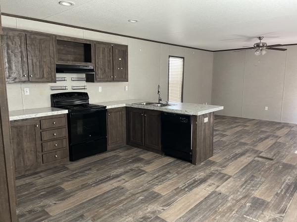 Photo 1 of 2 of home located at 336 Cherokee Shores Mabank, TX 75156