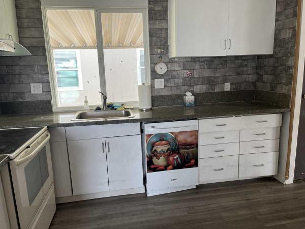 1983 Palm Harbor Manufactured Home