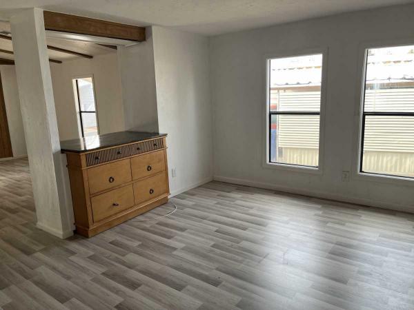 1983 Palm Harbor Manufactured Home