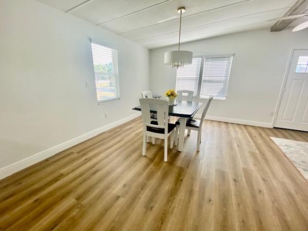 1983 BROO HS Mobile Home