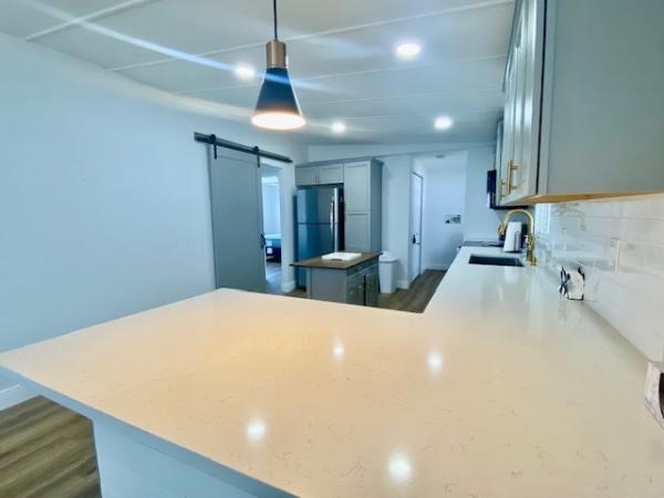 1983 BROO HS Mobile Home