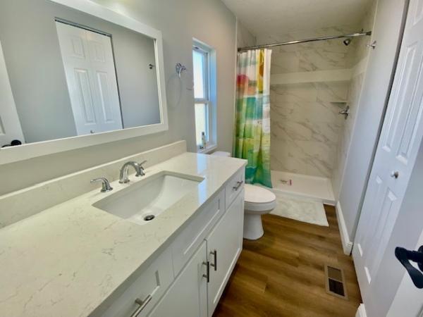 1983 BROO HS Mobile Home